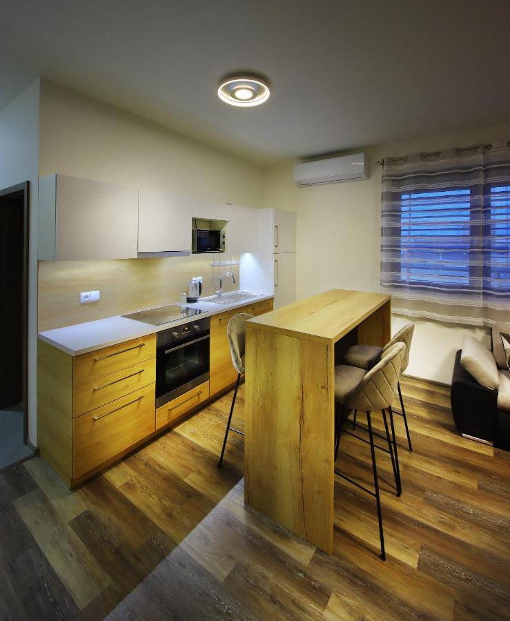Apartmany Aswa Břeclav Екстериор снимка
